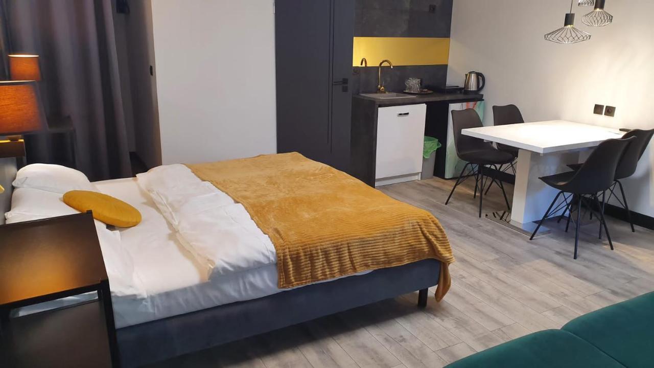 Dom Goscinny Zlota Rybka Dziwnów Exteriör bild