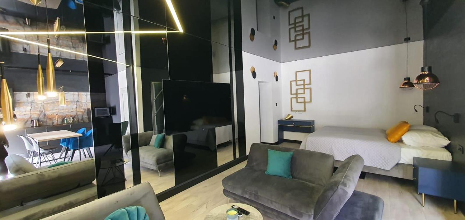 Dom Goscinny Zlota Rybka Dziwnów Exteriör bild